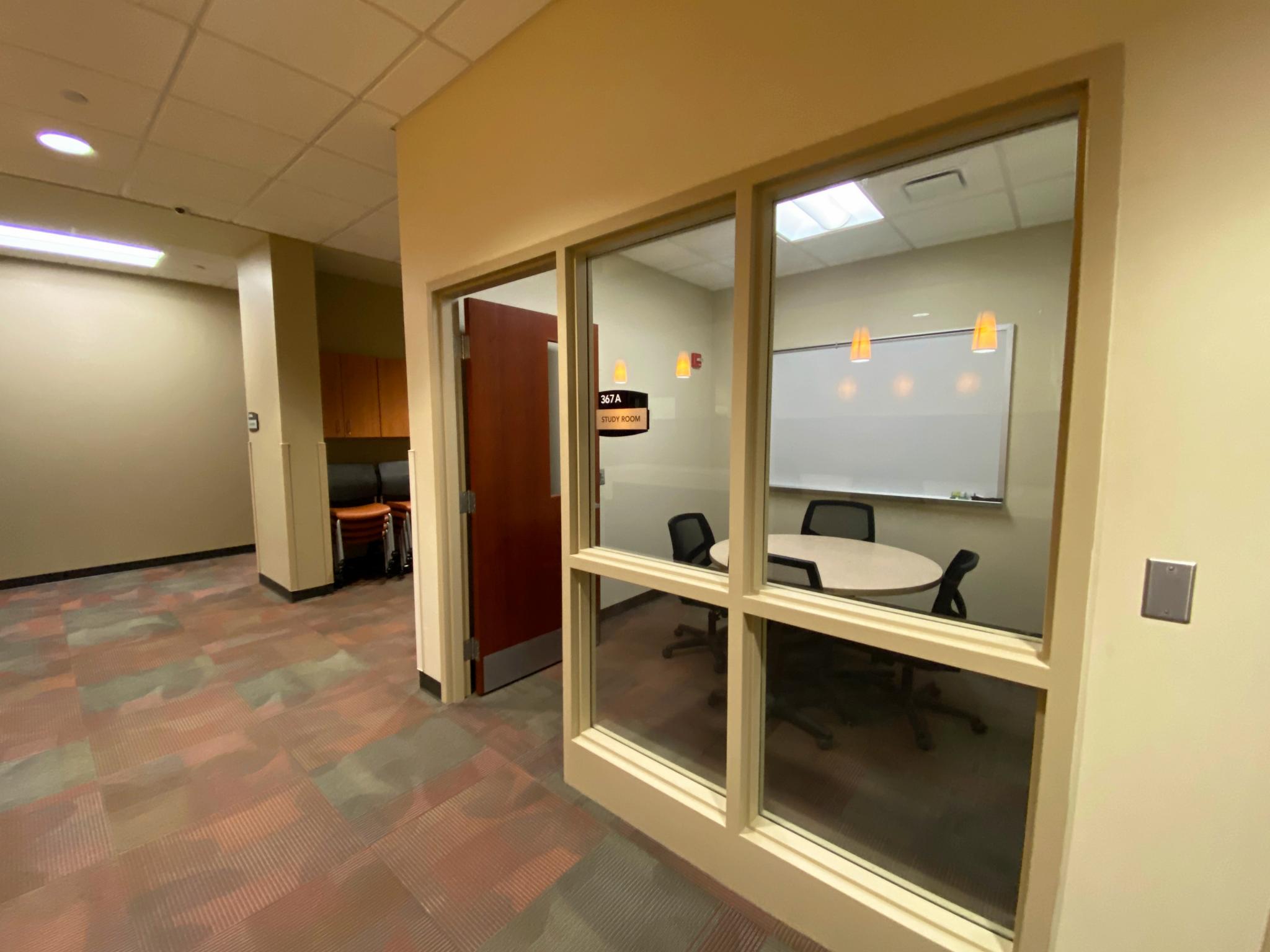 photo of collaboration room with windows