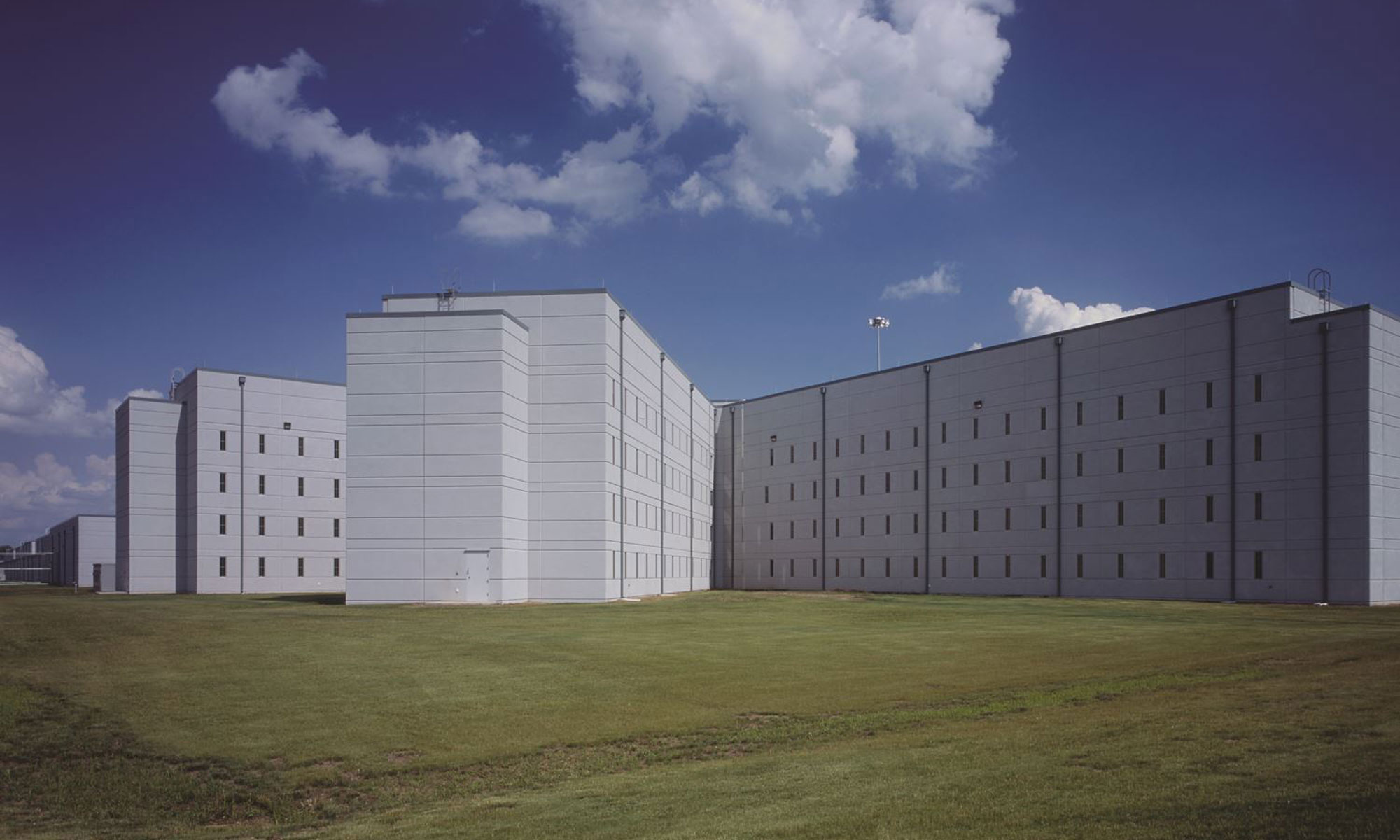United States Penitentiary Terre Haute Exterior