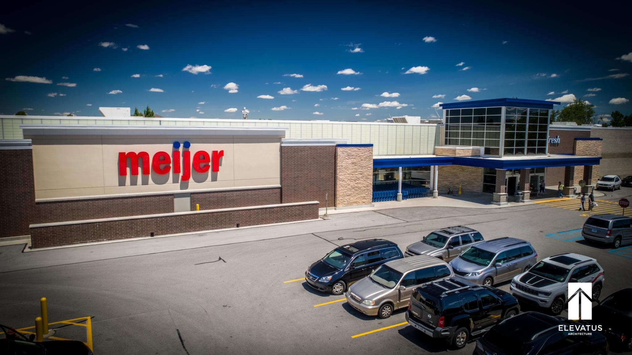 image of a grocery store